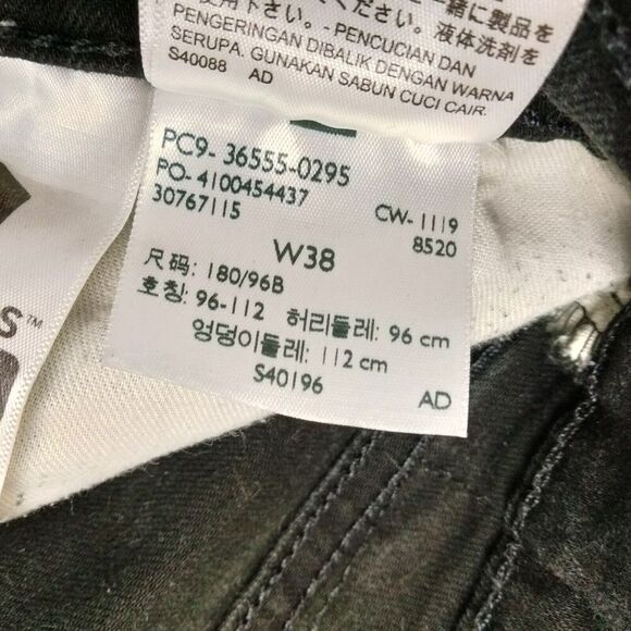 Levis Jean Shorts Mens Sz 38 x 9" Denim Black Cut Off Bermuda  Relaxed Denim - Picture 10 of 11